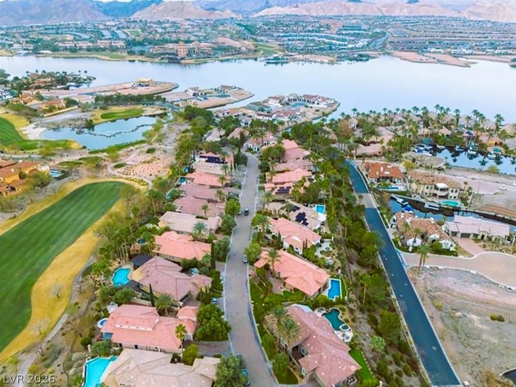 27 Via Paradiso, Henderson, NV 89011