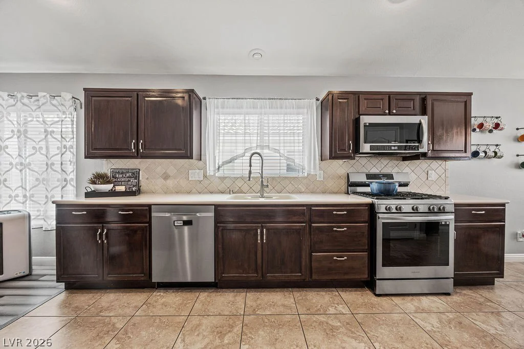 2294 Dakota Sky, Henderson, NV 89052