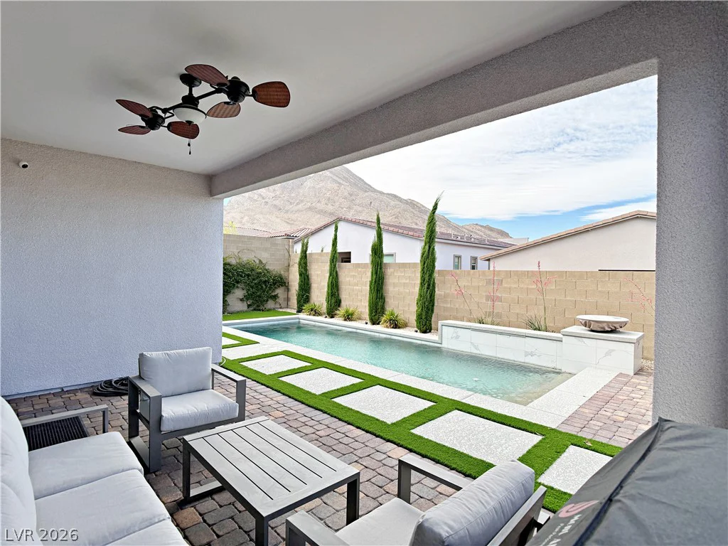 11622 Peregrine Point, Las Vegas, NV 89138