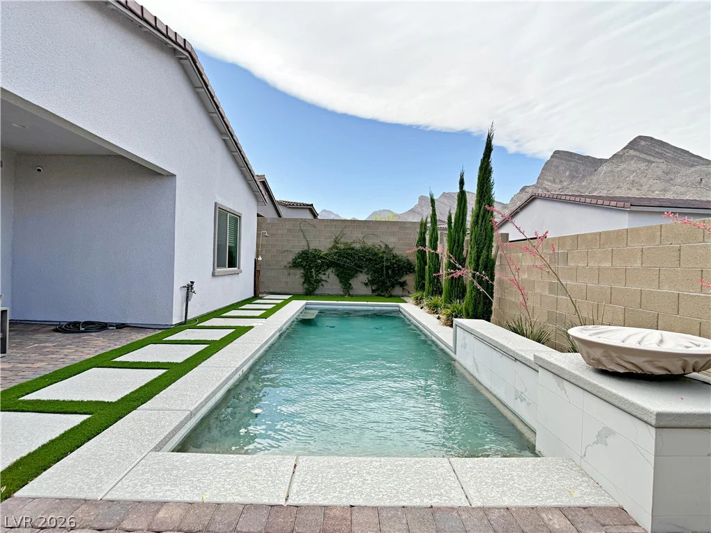 11622 Peregrine Point, Las Vegas, NV 89138
