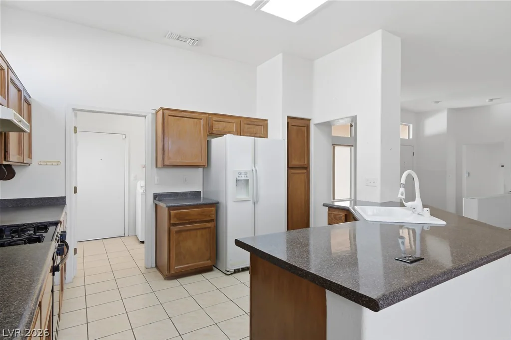 9937 Heyfield, Las Vegas, NV 89134