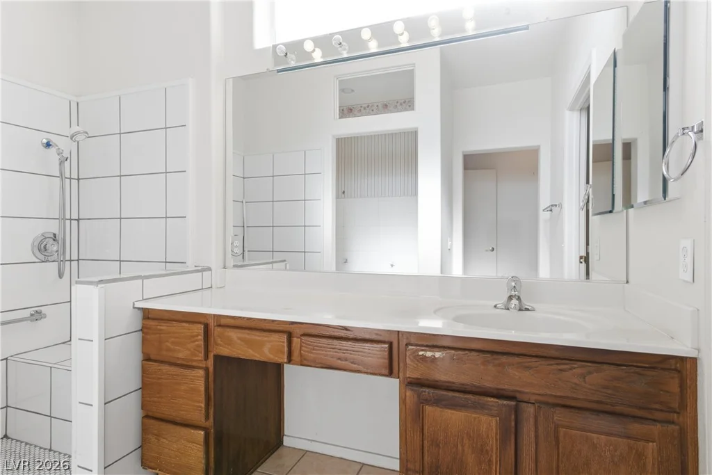9937 Heyfield, Las Vegas, NV 89134