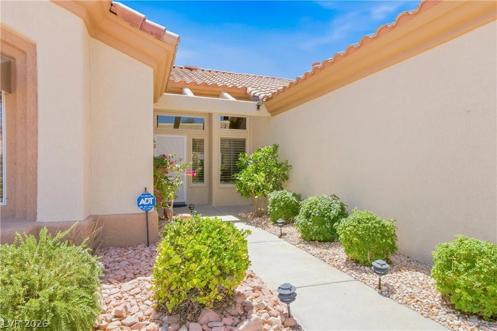 2800 Hanging Rock, Las Vegas, NV 89134