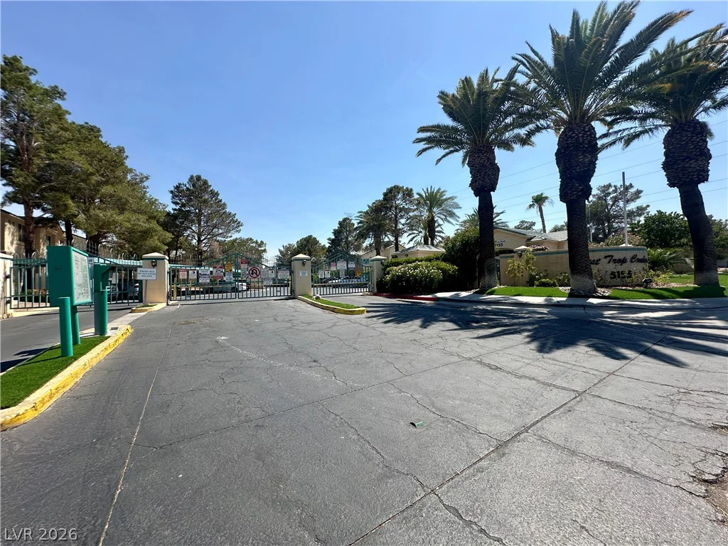5155 Tropicana, Las Vegas, NV 89103