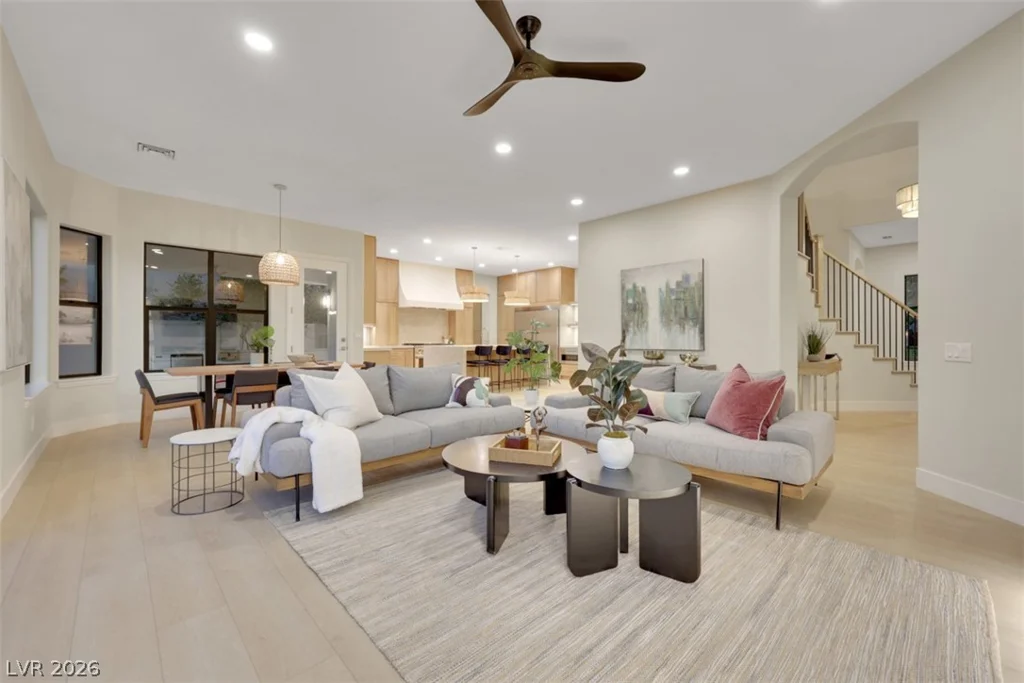 9704 Camden Hills, Las Vegas, NV 89145