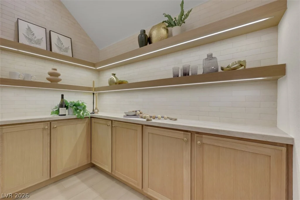9704 Camden Hills, Las Vegas, NV 89145