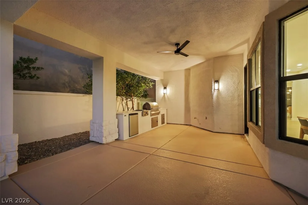 9704 Camden Hills, Las Vegas, NV 89145