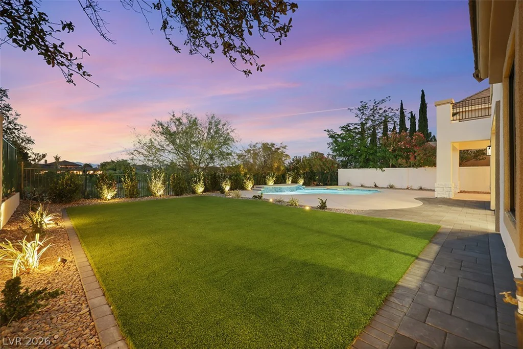 9704 Camden Hills, Las Vegas, NV 89145