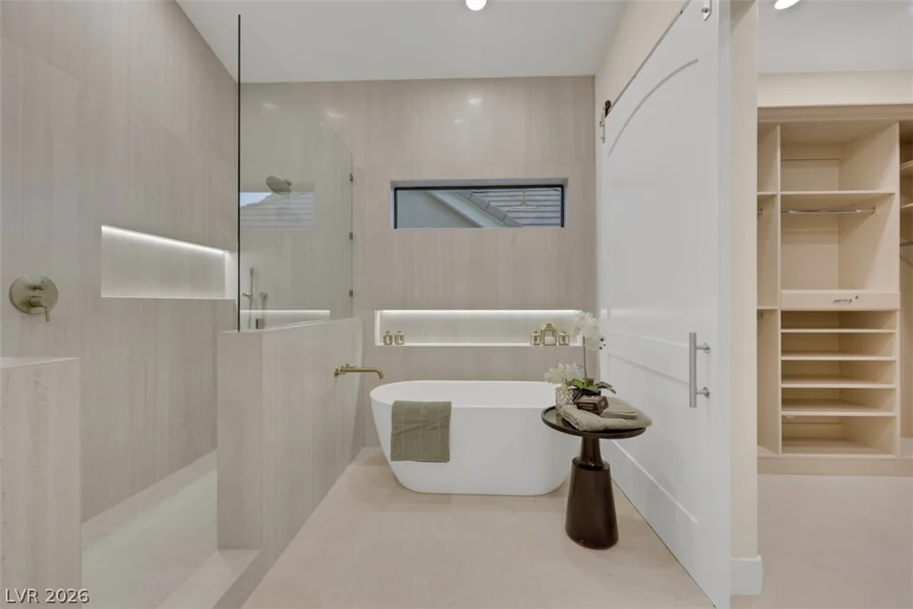 9704 Camden Hills, Las Vegas, NV 89145