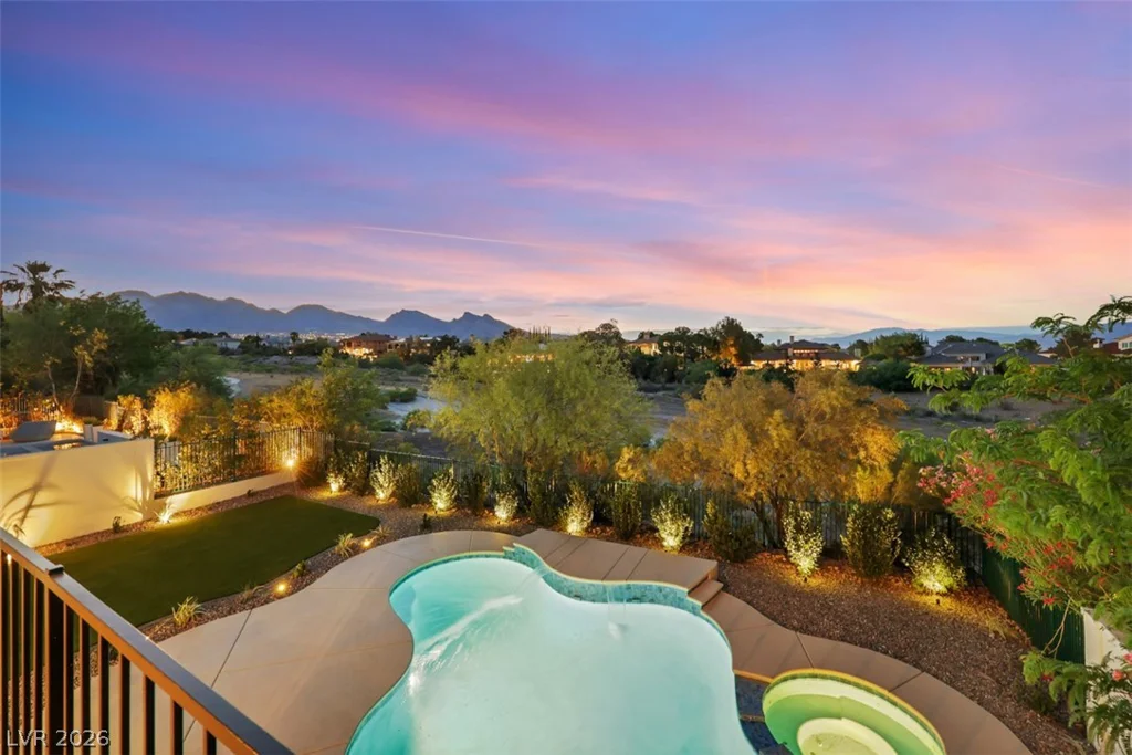 9704 Camden Hills, Las Vegas, NV 89145