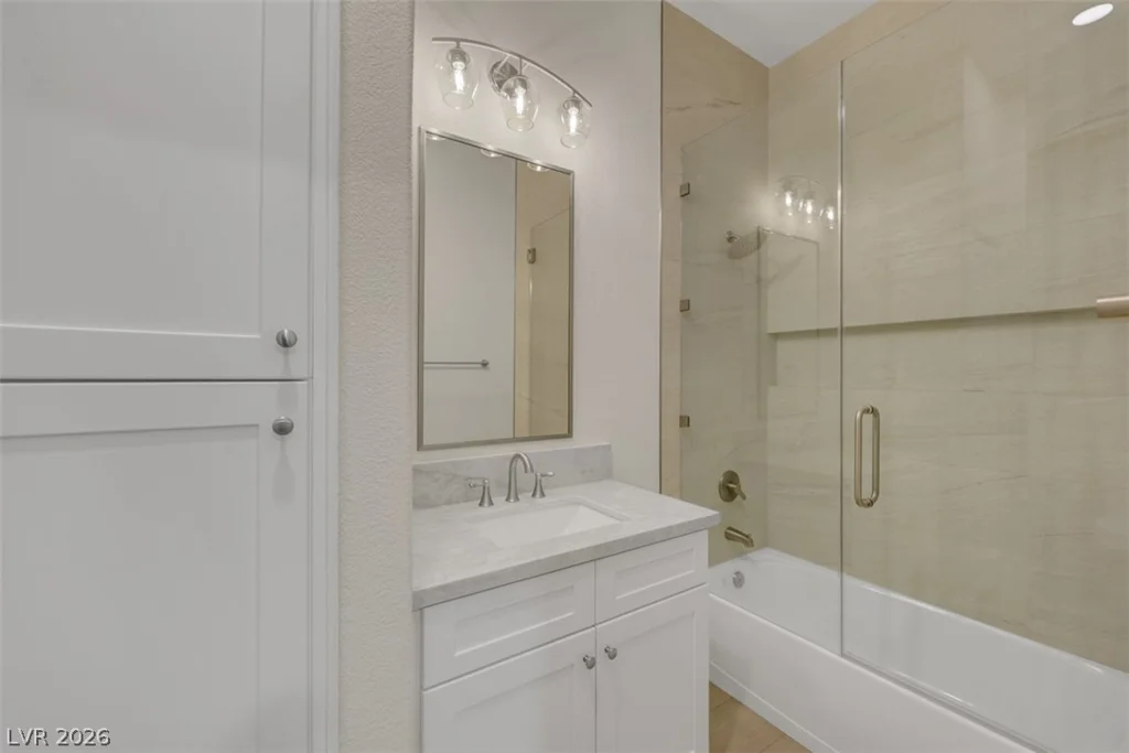 9704 Camden Hills, Las Vegas, NV 89145