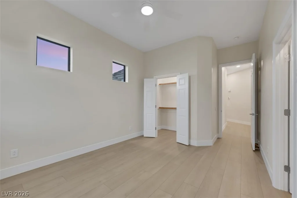 9704 Camden Hills, Las Vegas, NV 89145