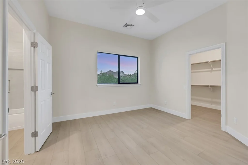 9704 Camden Hills, Las Vegas, NV 89145