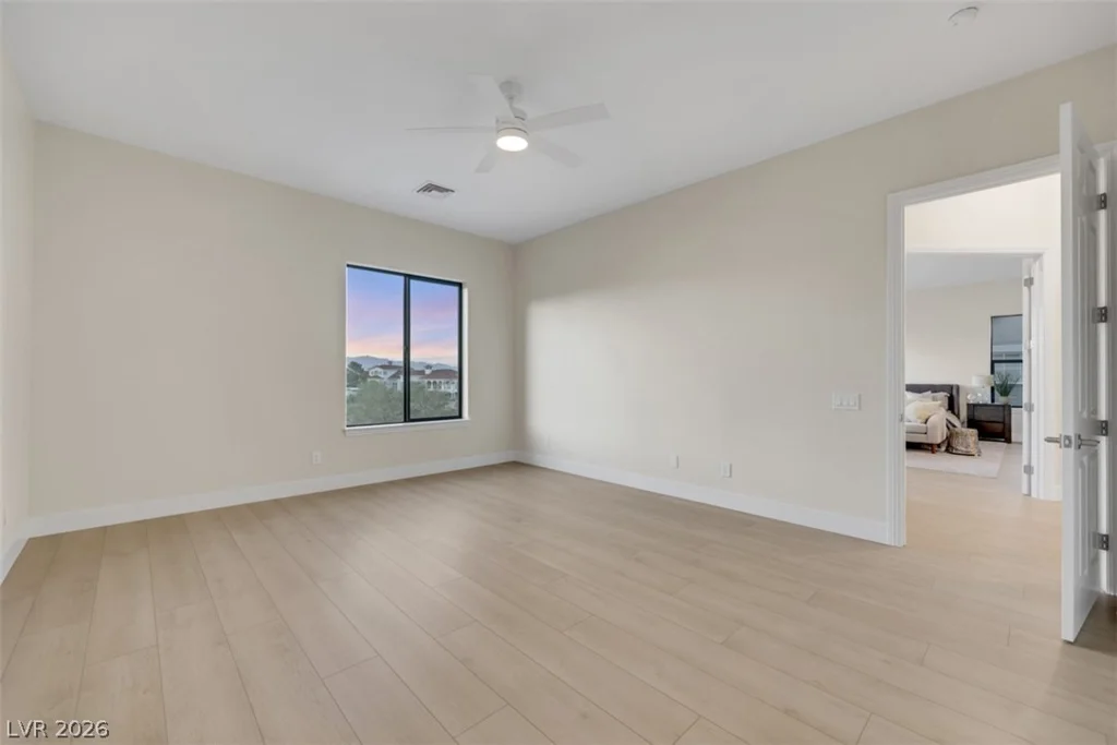 9704 Camden Hills, Las Vegas, NV 89145