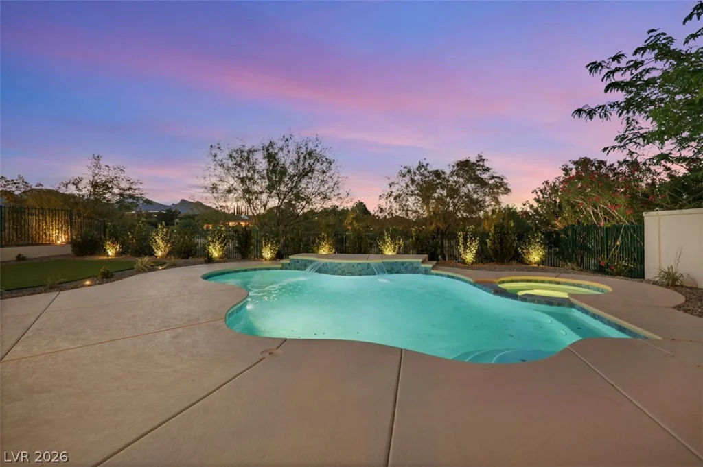 9704 Camden Hills, Las Vegas, NV 89145