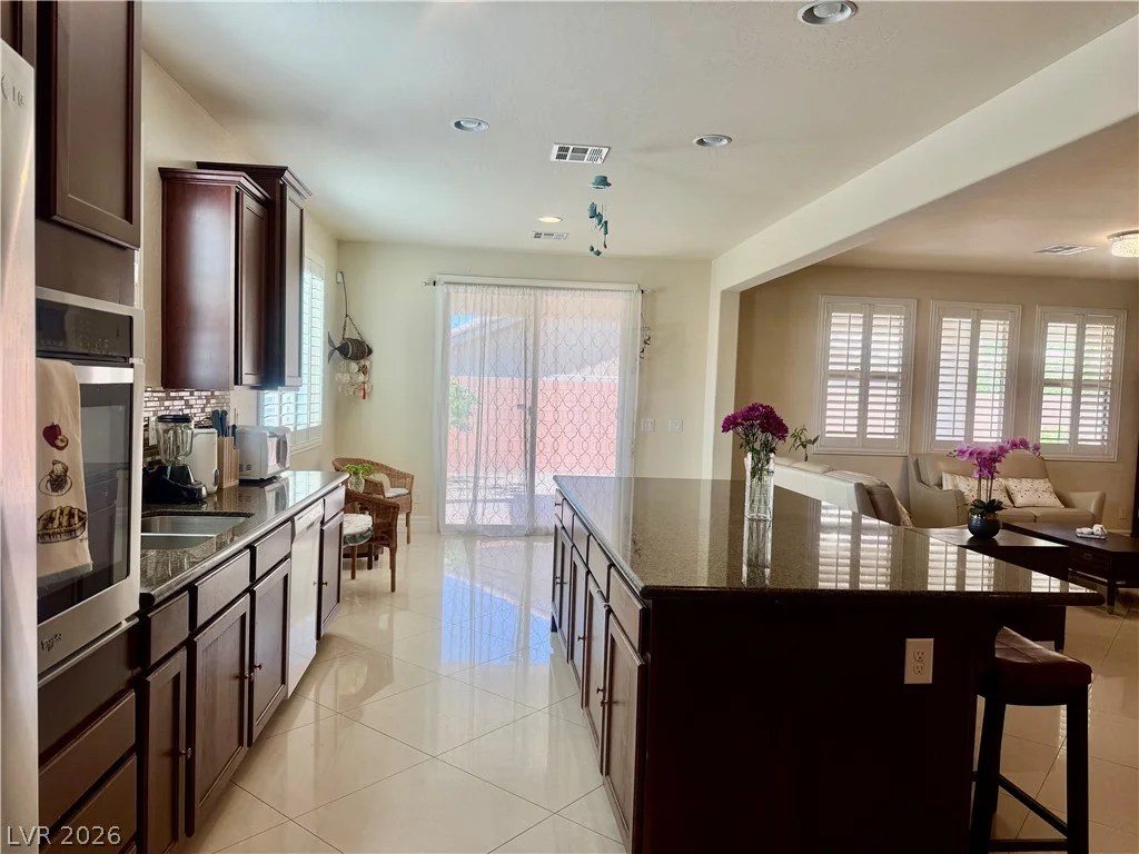 328 Cranstonhill, Las Vegas, NV 89148