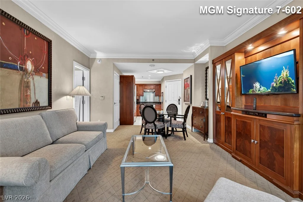 145 Harmon, Las Vegas, NV 89109