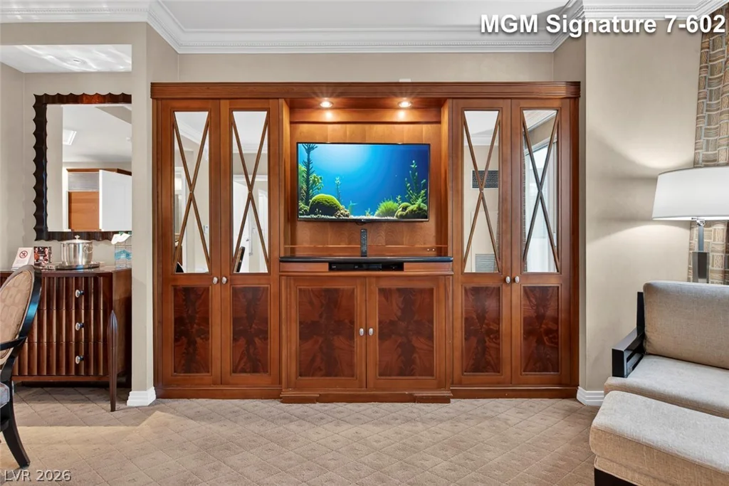 145 Harmon, Las Vegas, NV 89109