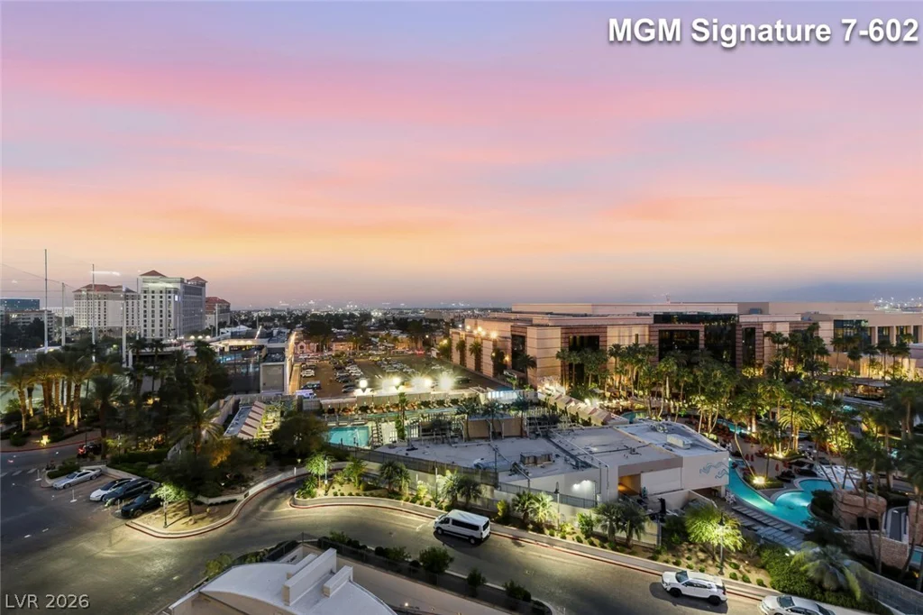 145 Harmon, Las Vegas, NV 89109