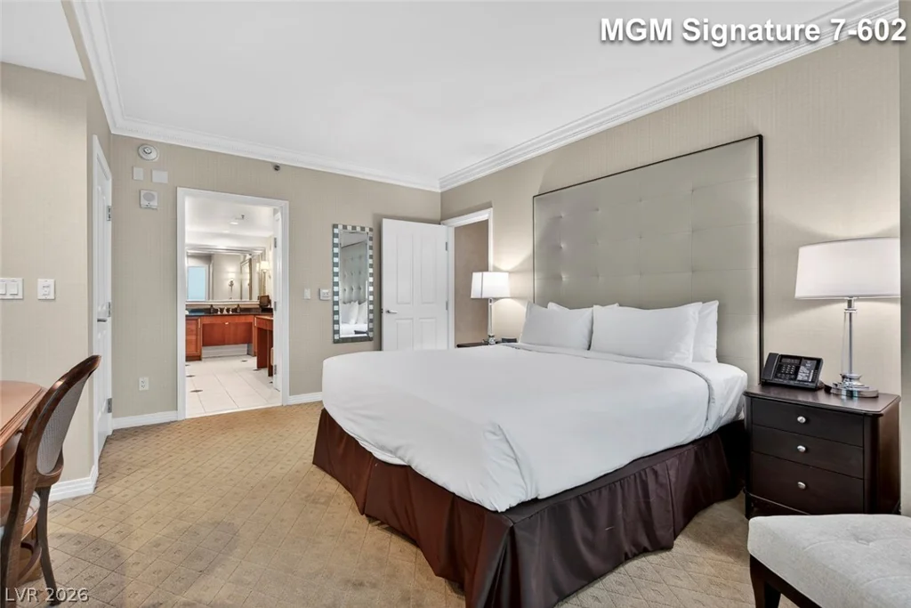 145 Harmon, Las Vegas, NV 89109
