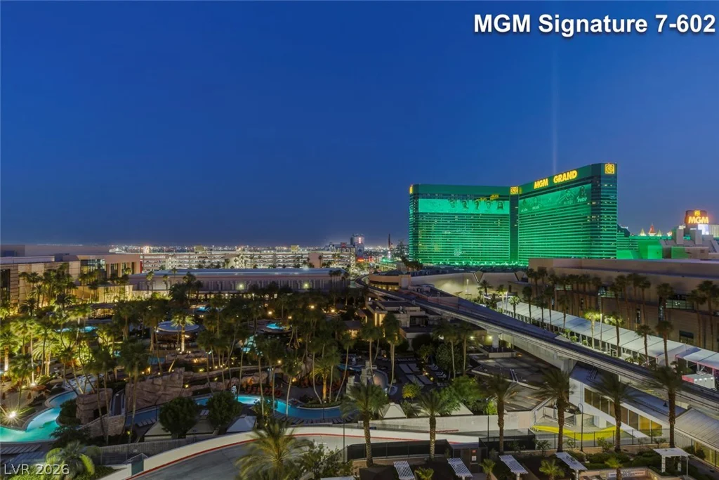 145 Harmon, Las Vegas, NV 89109