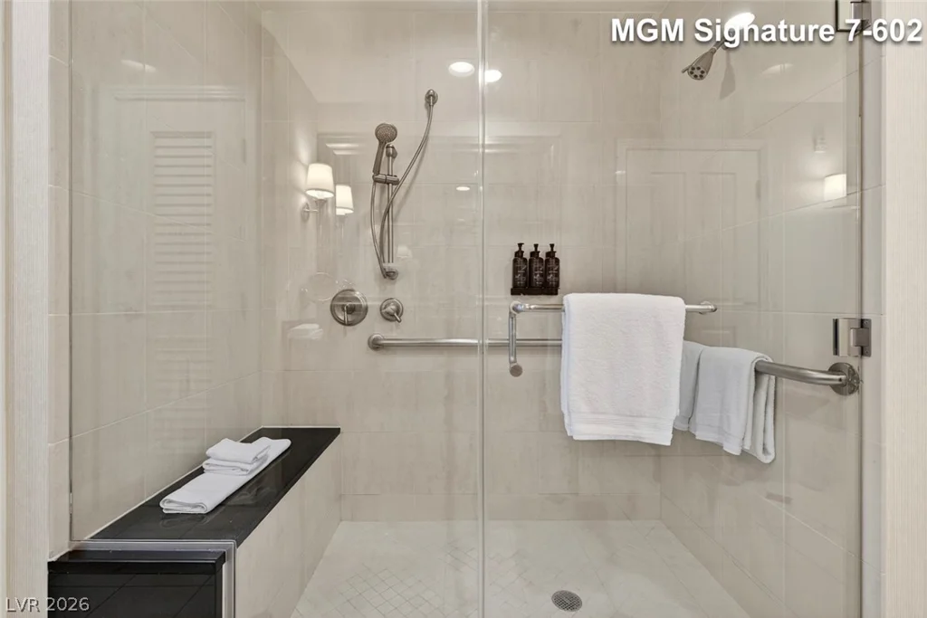 145 Harmon, Las Vegas, NV 89109
