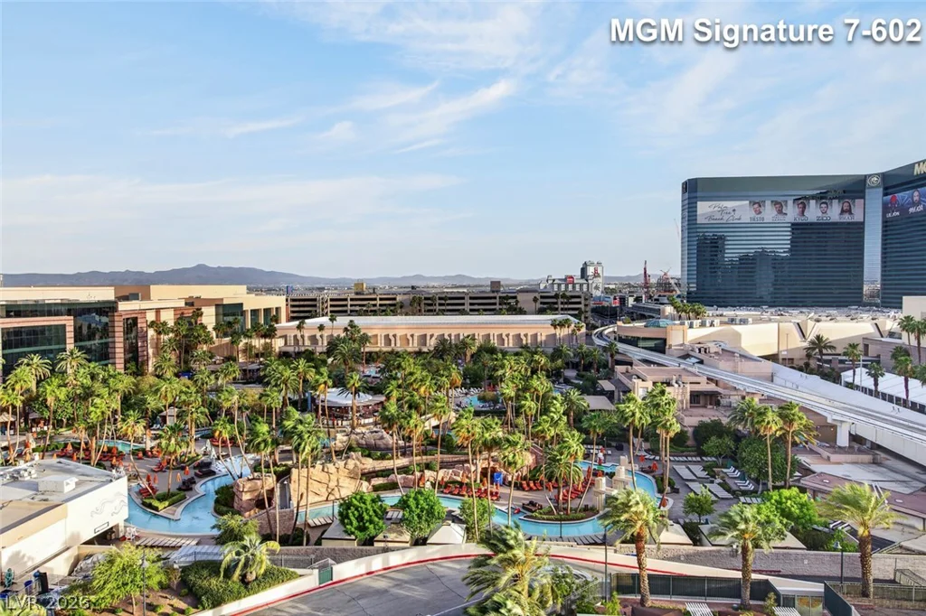 145 Harmon, Las Vegas, NV 89109