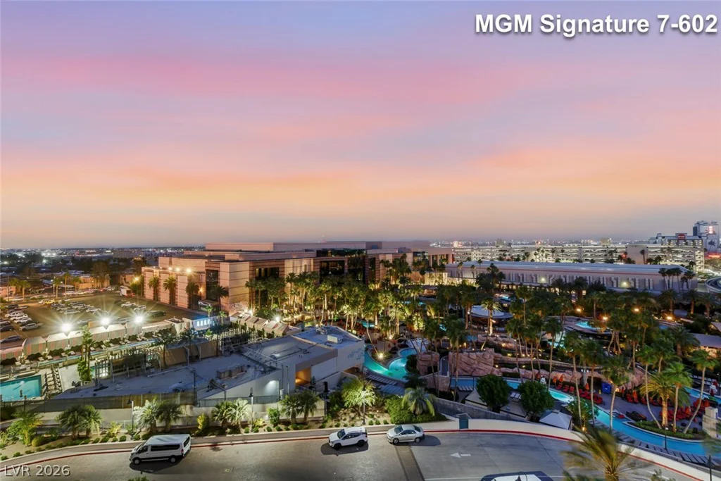 145 Harmon, Las Vegas, NV 89109