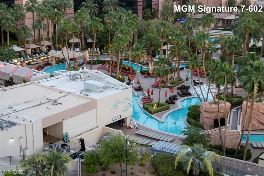 145 Harmon, Las Vegas, NV 89109