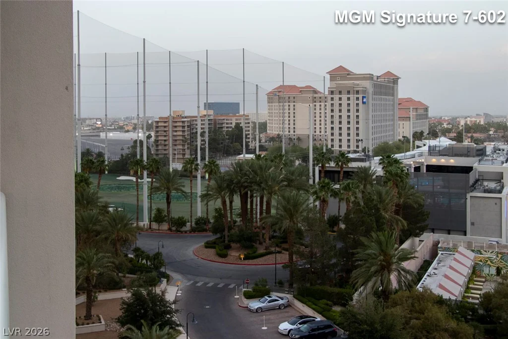 145 Harmon, Las Vegas, NV 89109