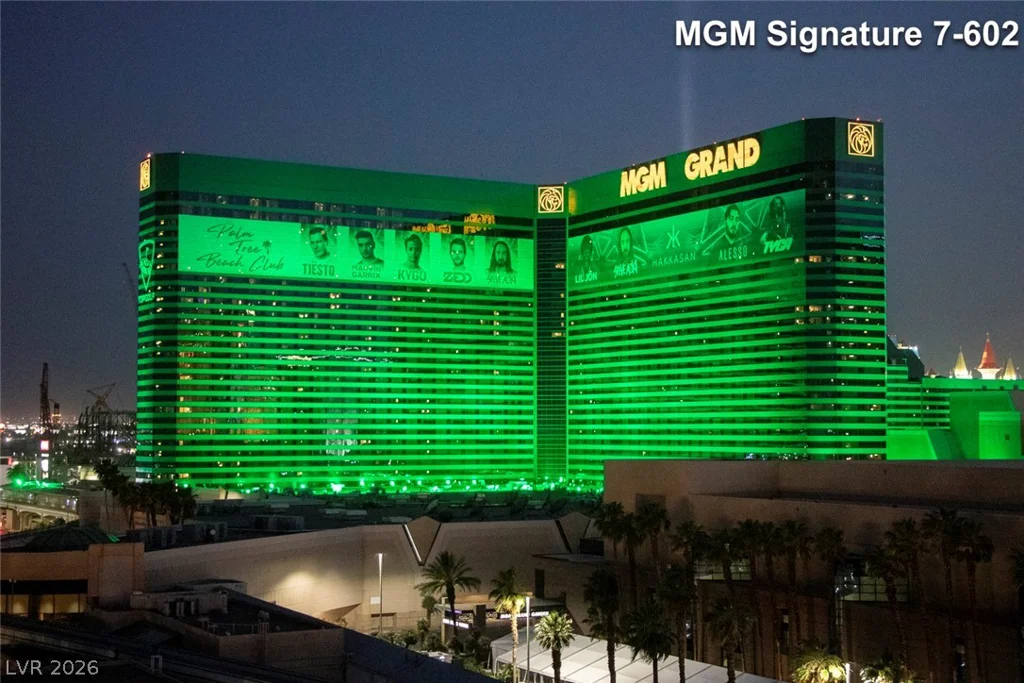 145 Harmon, Las Vegas, NV 89109