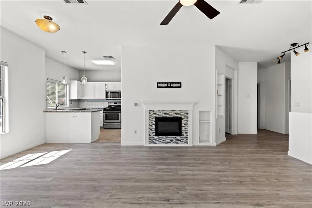 3850 Juno Beach, Las Vegas, NV 89129