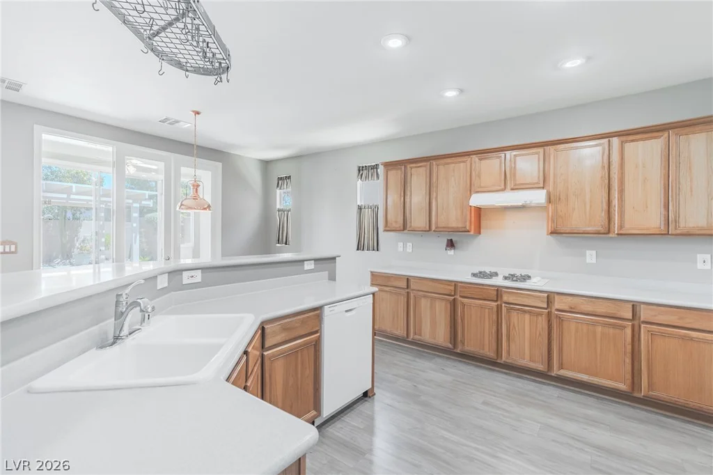 1040 Island Falls, Henderson, NV 89015