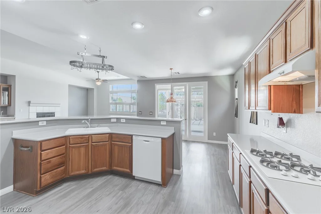 1040 Island Falls, Henderson, NV 89015