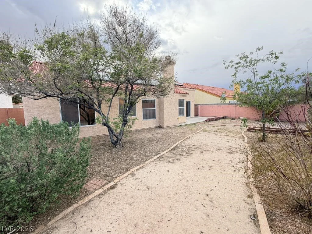 4102 Hemphill, North Las Vegas, NV 89032