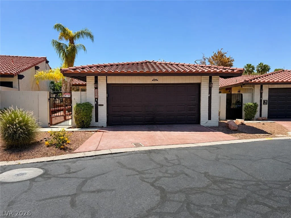 2521 Swan, Las Vegas, NV 89121