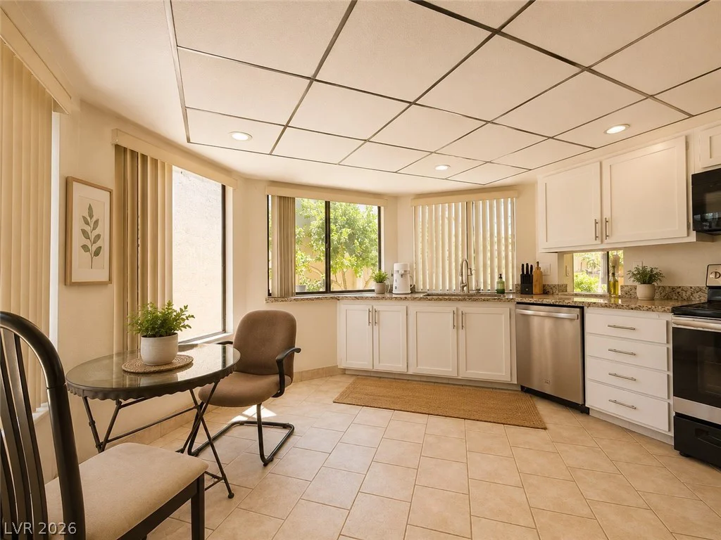 2521 Swan, Las Vegas, NV 89121