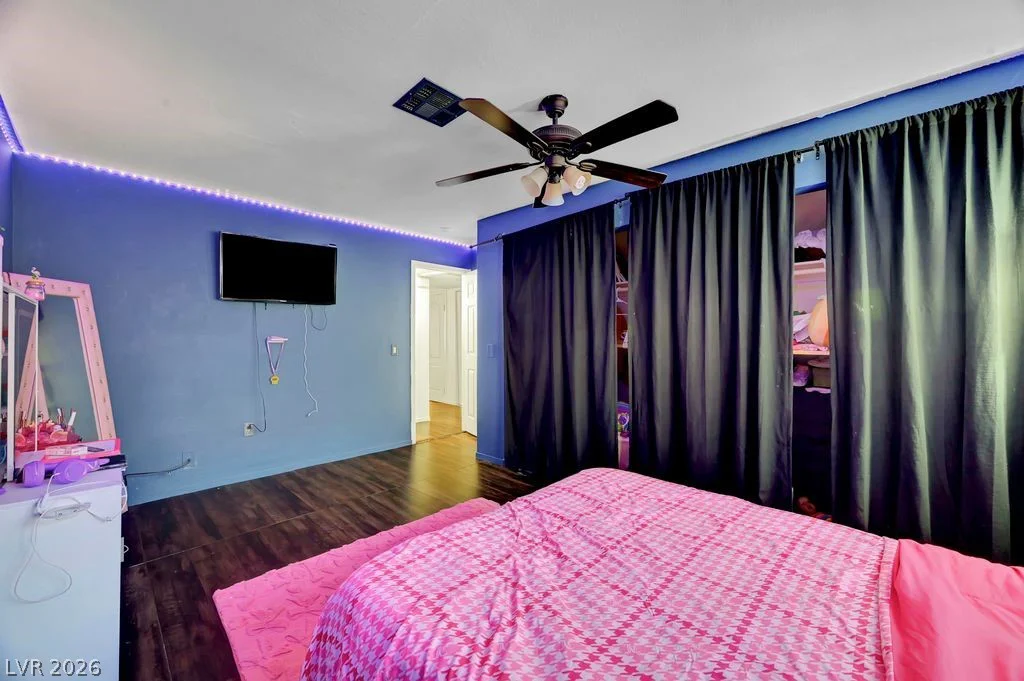 7600 Cromberg, Las Vegas, NV 89145