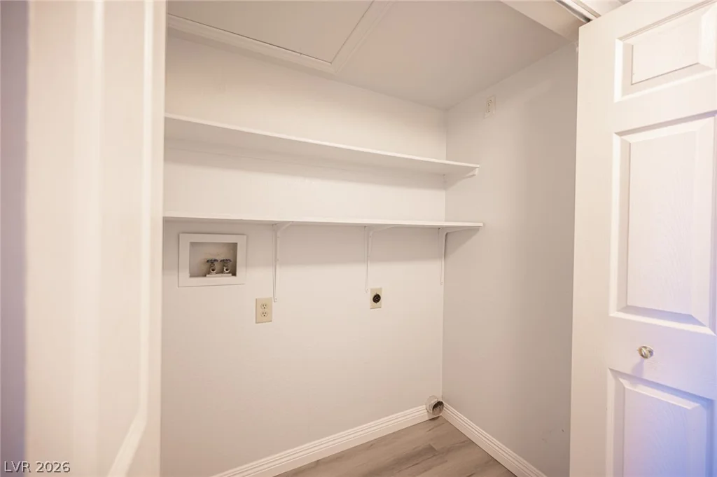 1380 Di Blasi, Las Vegas, NV 89119