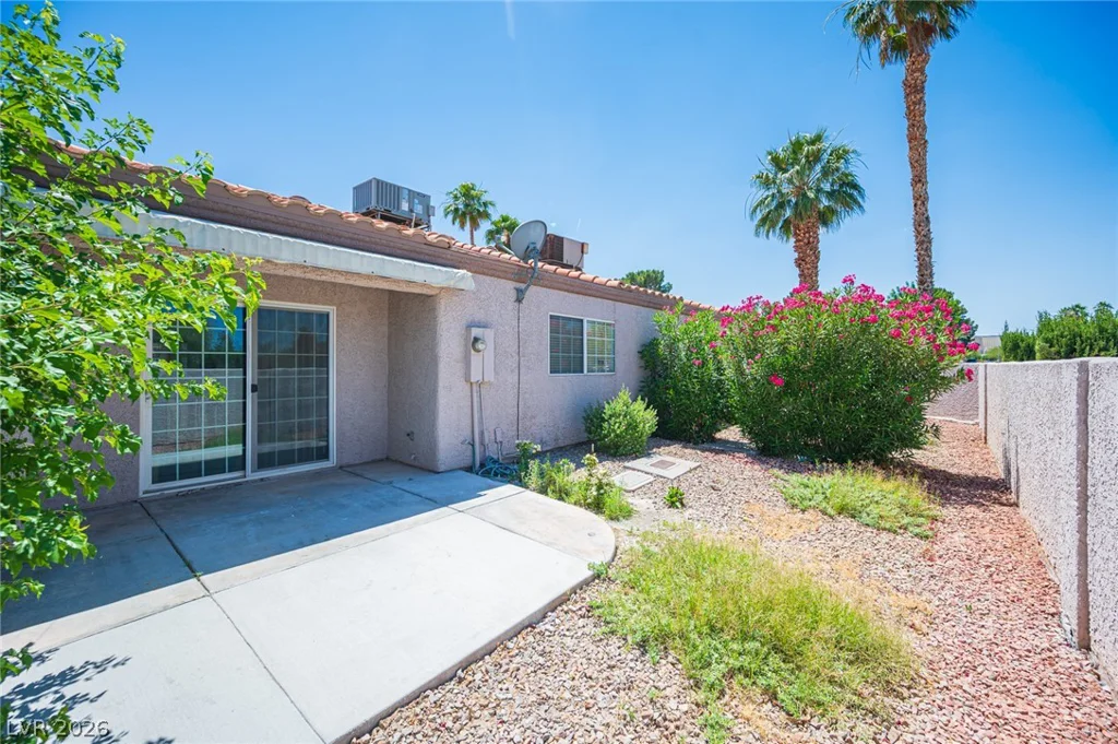 1380 Di Blasi, Las Vegas, NV 89119