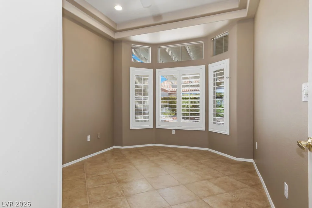 10009 Keysborough, Las Vegas, NV 89134