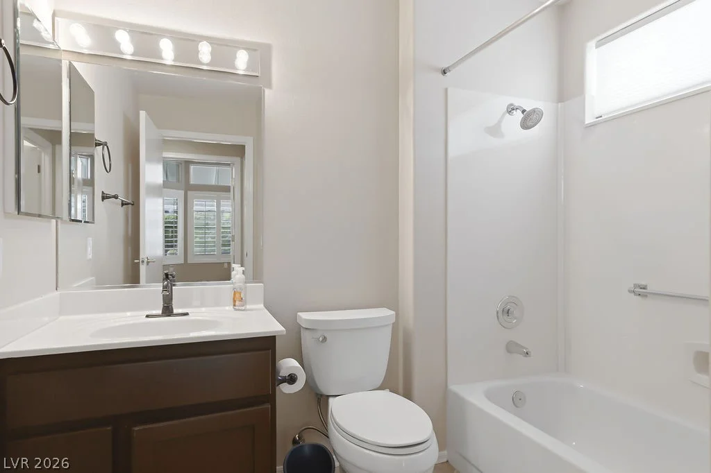 10009 Keysborough, Las Vegas, NV 89134