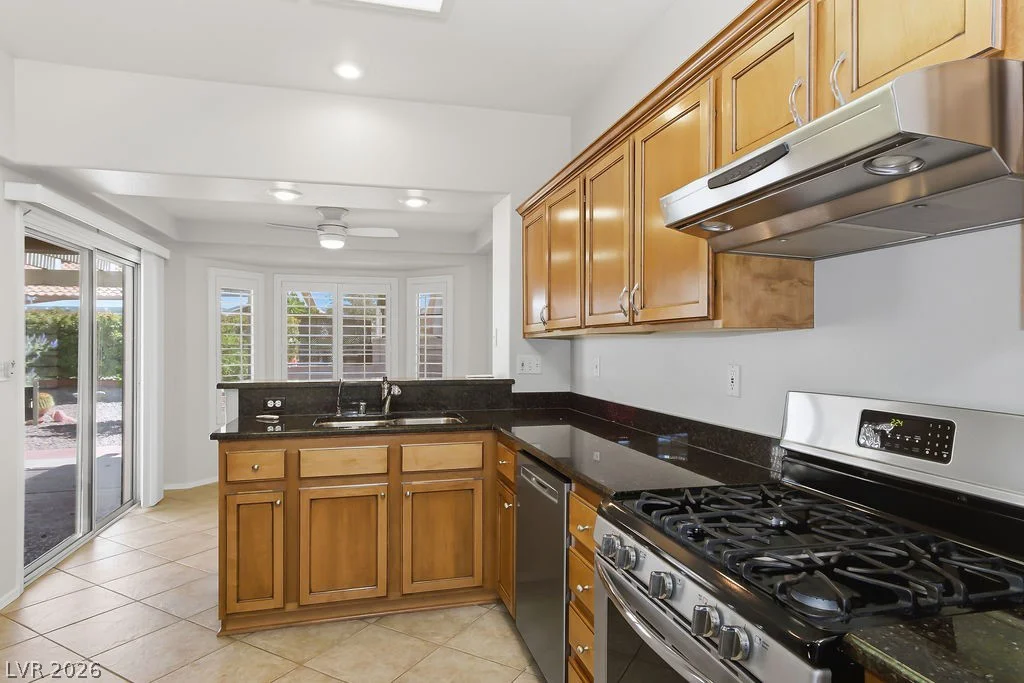 10009 Keysborough, Las Vegas, NV 89134