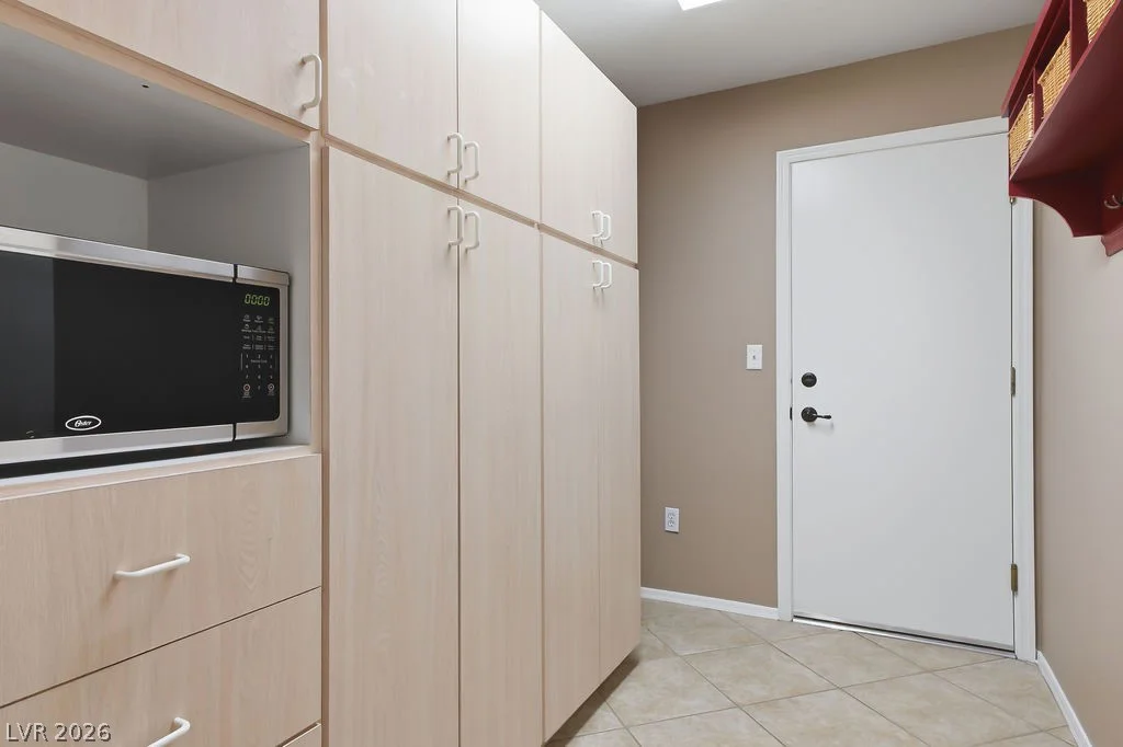 10009 Keysborough, Las Vegas, NV 89134