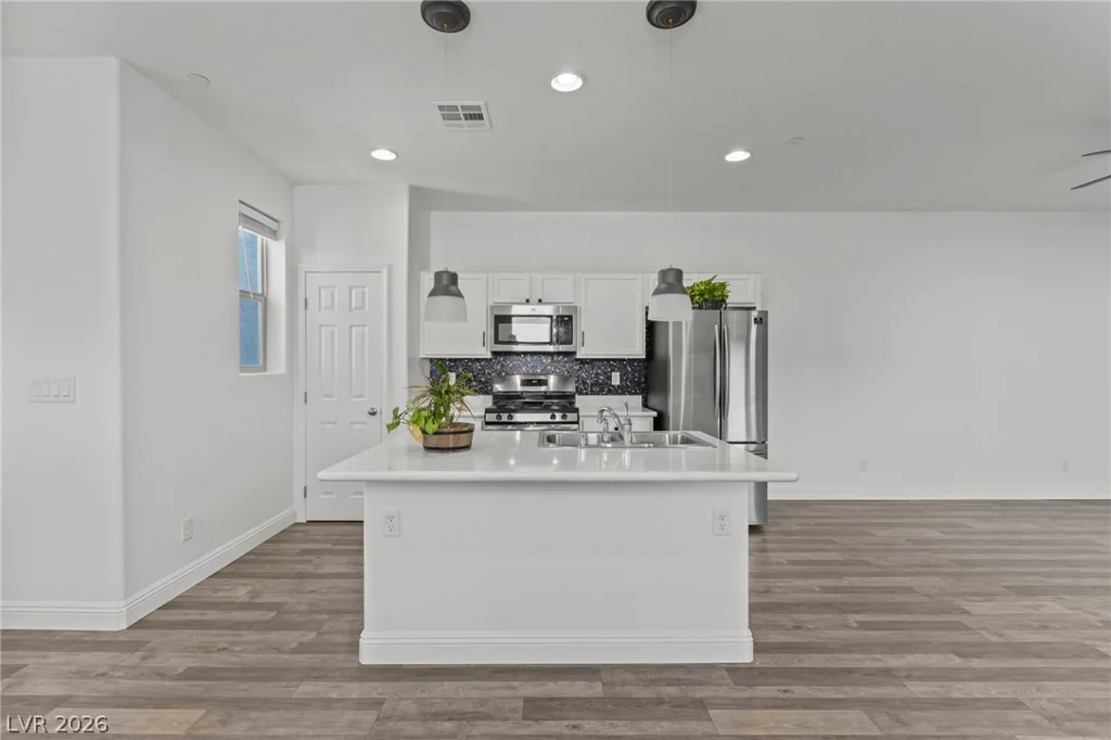 937 Sunset, Henderson, NV 89011