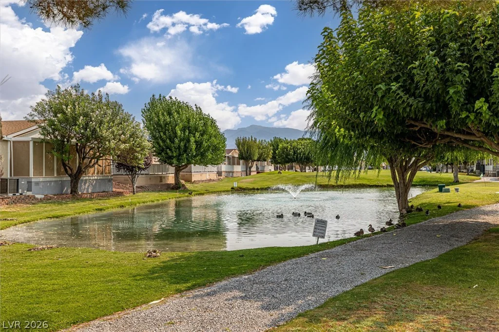 841 Montecito, Pahrump, NV 89048