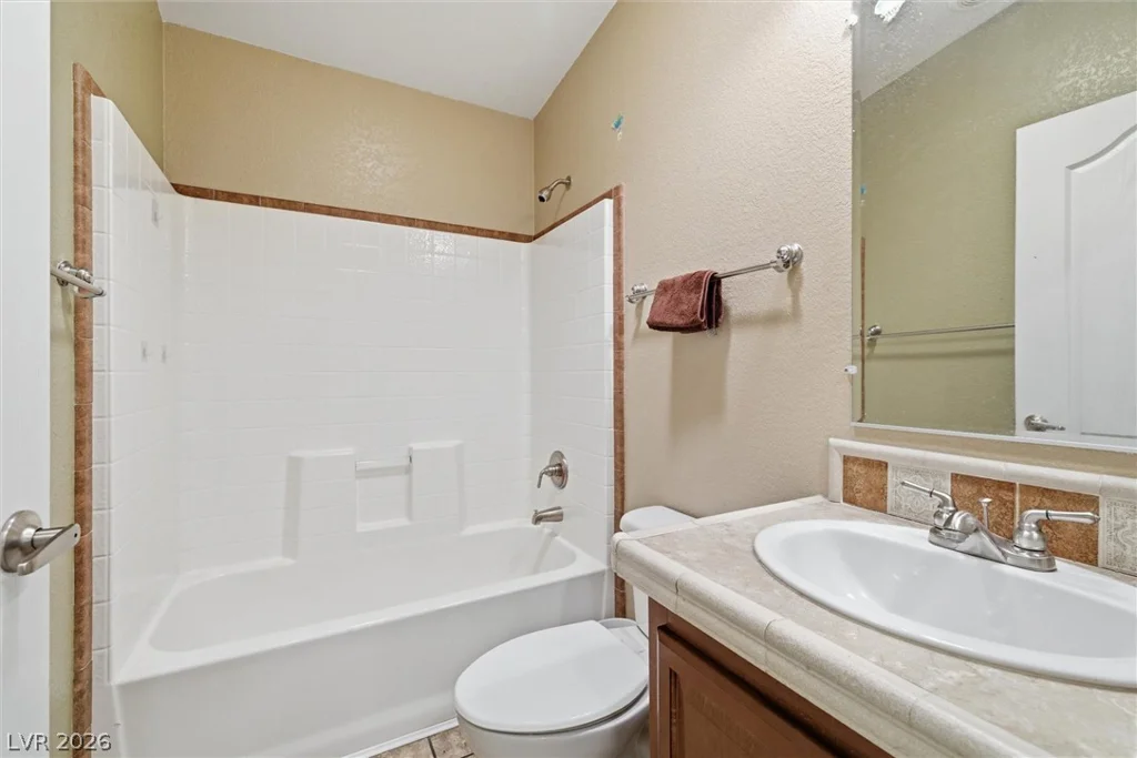 841 Montecito, Pahrump, NV 89048