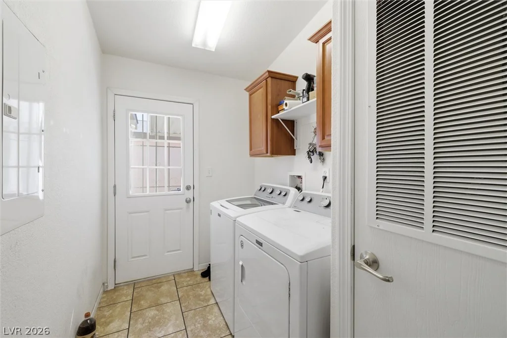 841 Montecito, Pahrump, NV 89048