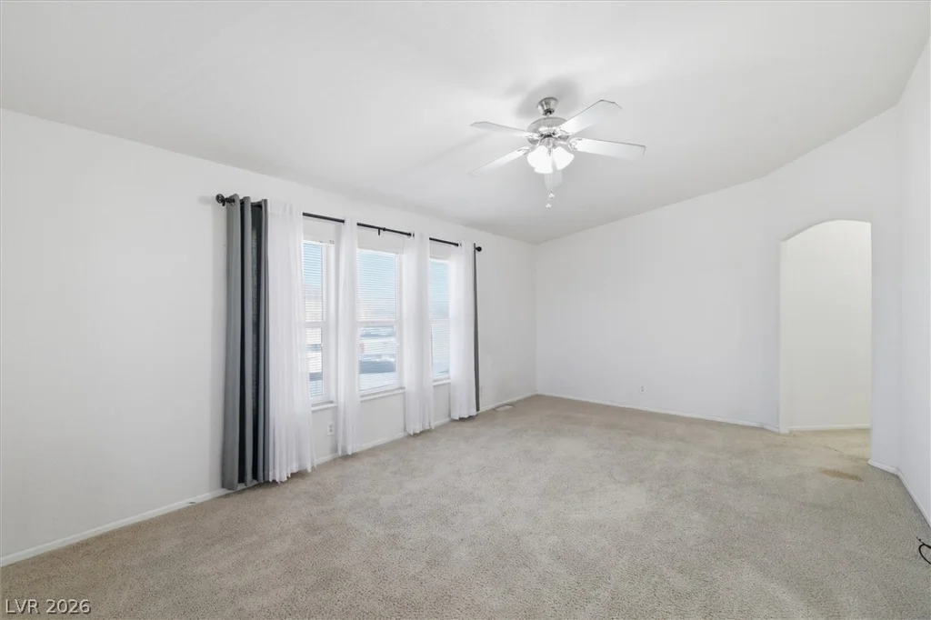 841 Montecito, Pahrump, NV 89048