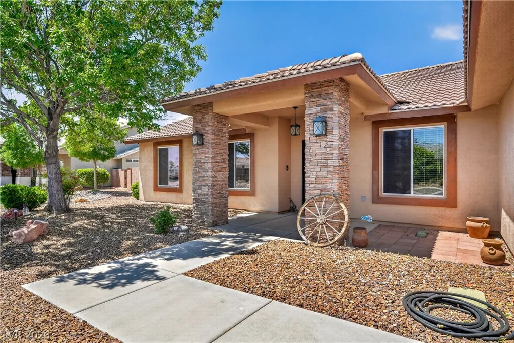210 Mondale, Pahrump, NV 89048